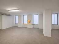 Local Commercial — photo 4
