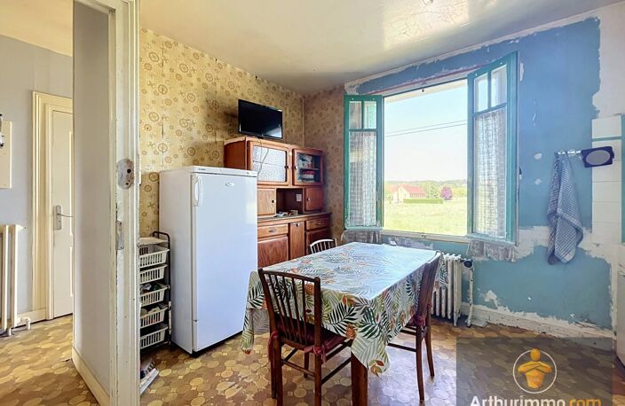 Maison a renover + garage de 70m² + terrain constructible — photo 3