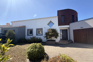 Maison 8 pièces 870000 €