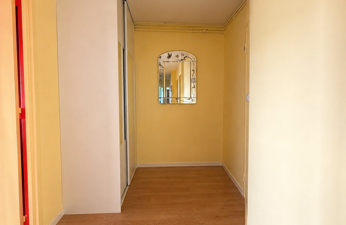 Appartement - 85m² - Laon — photo 5
