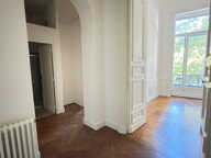 APPARTEMENT BOURGEOIS D'EXCEPTION -- 120 m2 -- QUARTIER DE LA — photo 4