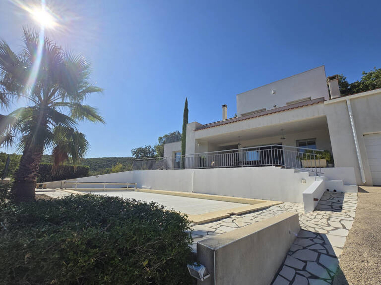 A vendre villa d'architecte piscine — photo 1
