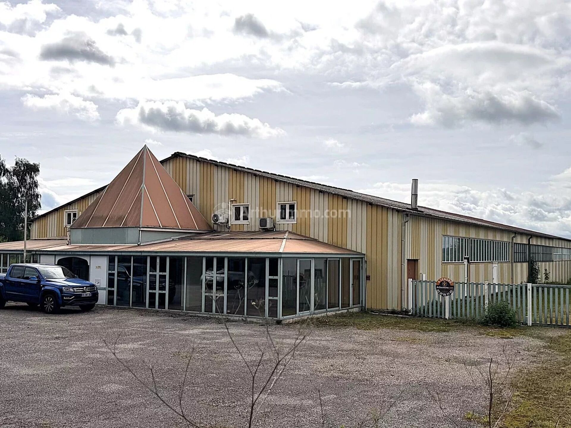 Vente Local commercial à Chalindrey · 570 000 €