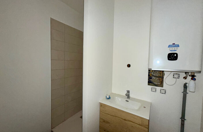 F2 meublé - Libération — photo 3