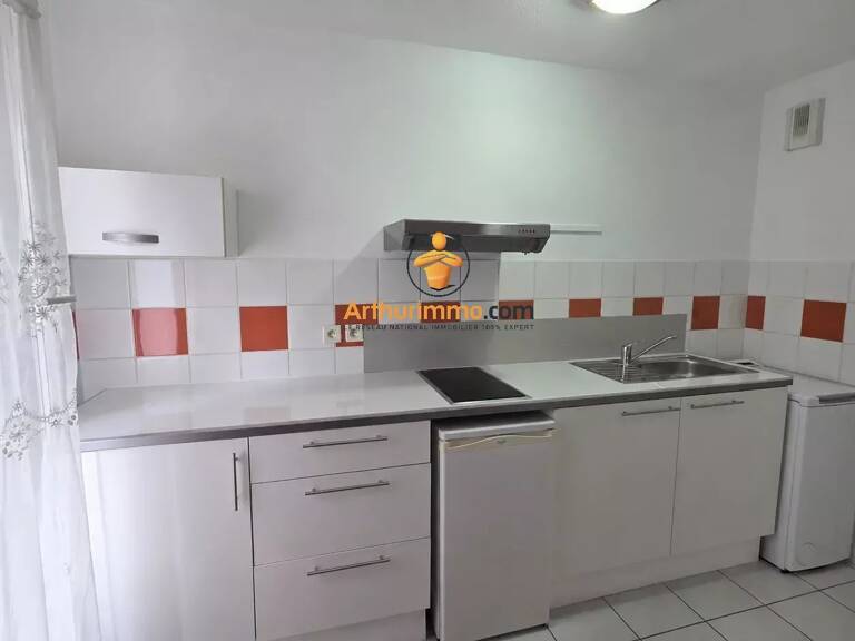 À VENDRE – T2 EN REZ-DE-CHAUSSÉE AVEC PARKING — photo 1