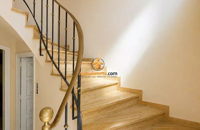 Grande maison familiale de 214 m² à Tarbes — photo 3