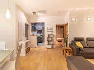 MARSEILLE 6e  VAUBAN | T2 55 m² | COUR 19 m² | PLEIN SUD | IDEAL PIED A TERRE — photo 4