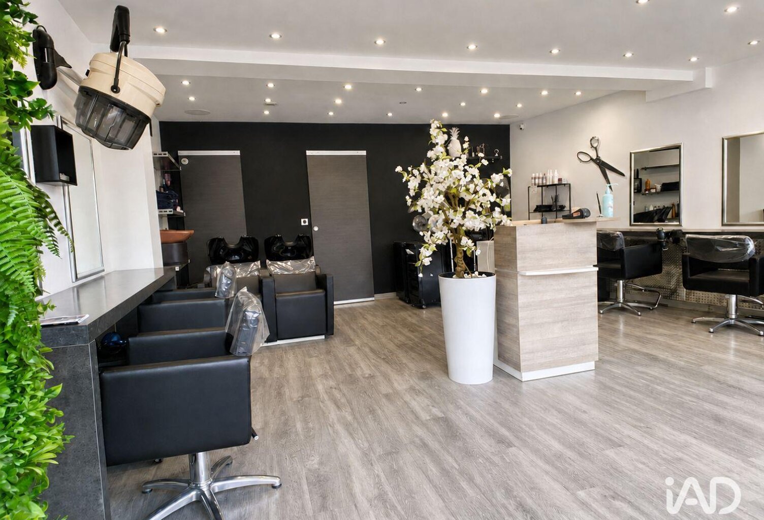 Vente Boutique/Local commercial 55 m&sup2; — photo 1