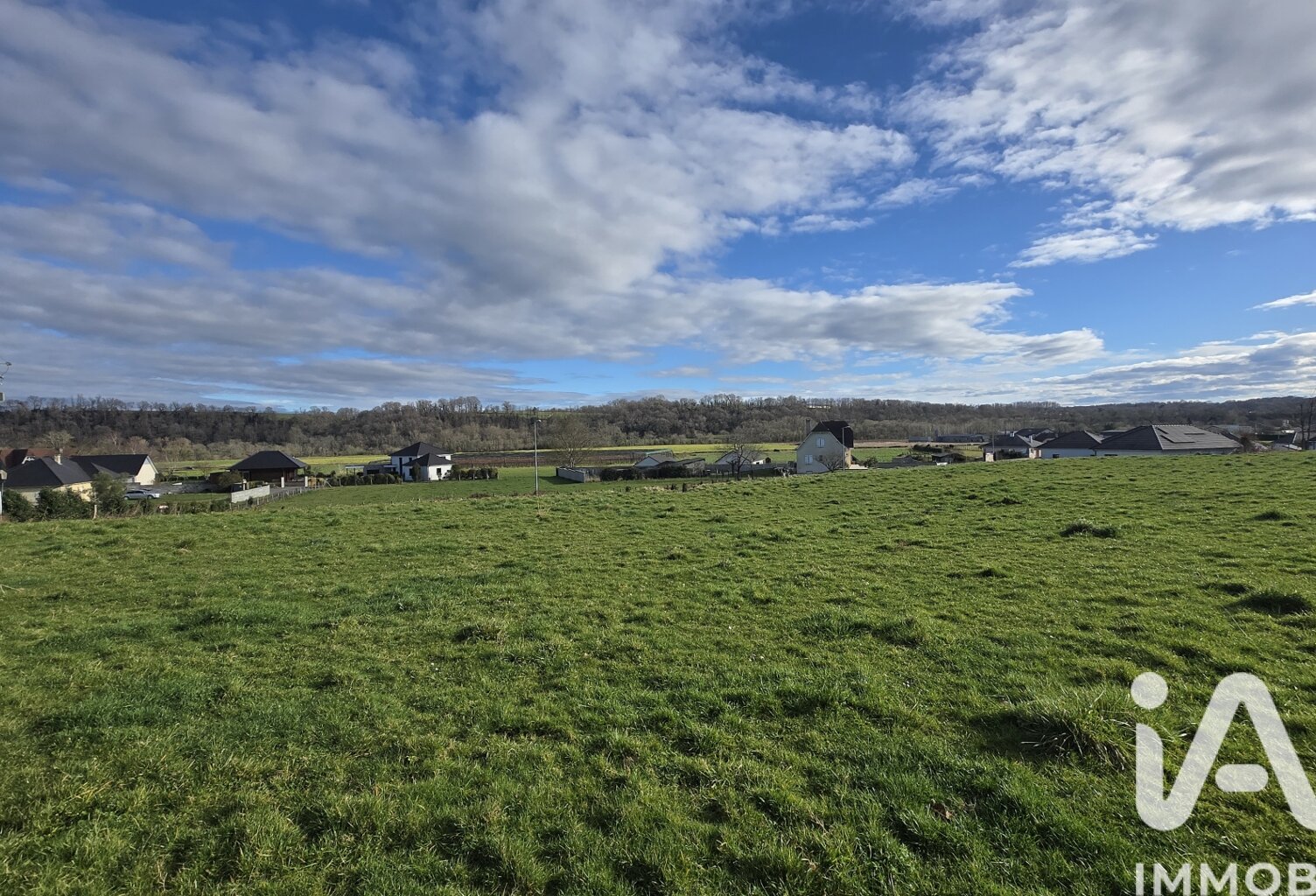 Vente Terrain à bâtir 1 500 m&sup2; — photo 1