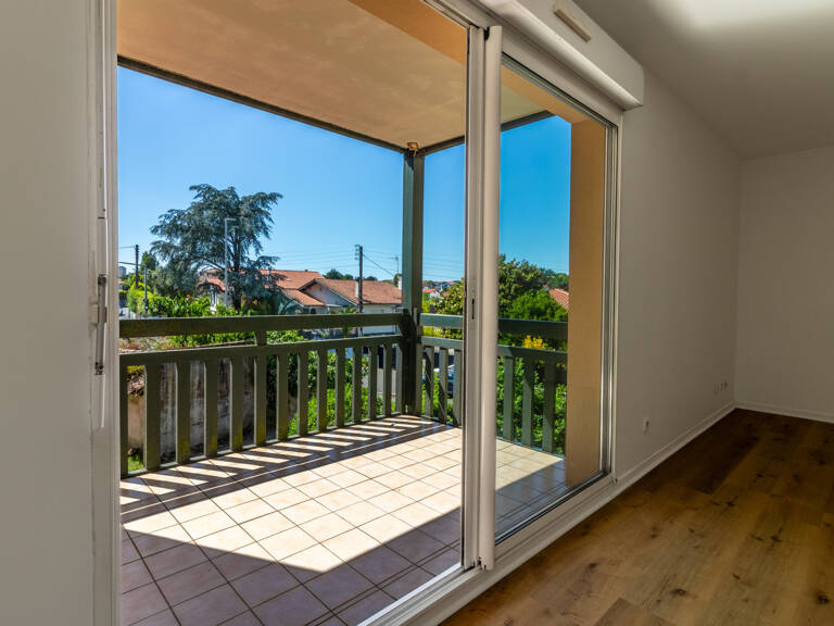 T2 lumineux avec terrasse ensoleillée — photo 1