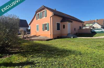 Entre nature, confort et potentiel, découvrez cette chaleureuse maison familiale située au cœur de Guewenheim, un village prisé pour son cadre de vie paisible et sa proximité des axes principaux. — photo du bien