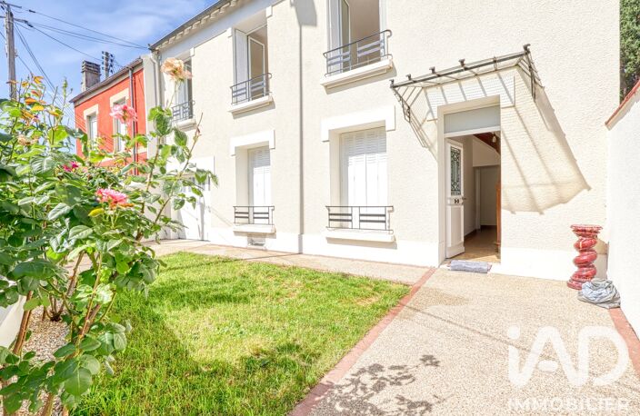 Location Maison traditionnelle 5 pièces — photo 2