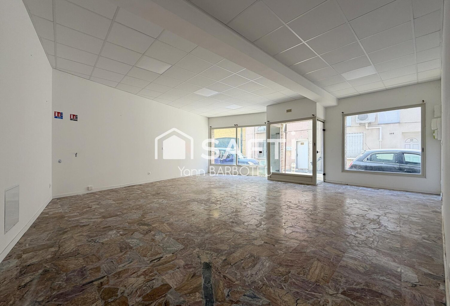 Local commercial de 50m² situé au cœur de village — photo 1