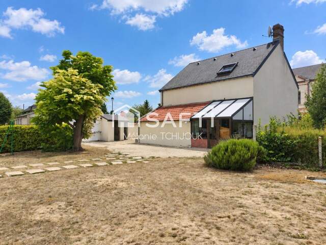 Maison de ville avec dépendance a rénover — photo du bien