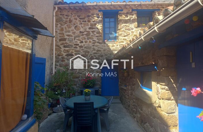 Maison avec cour et dépendances — photo 2