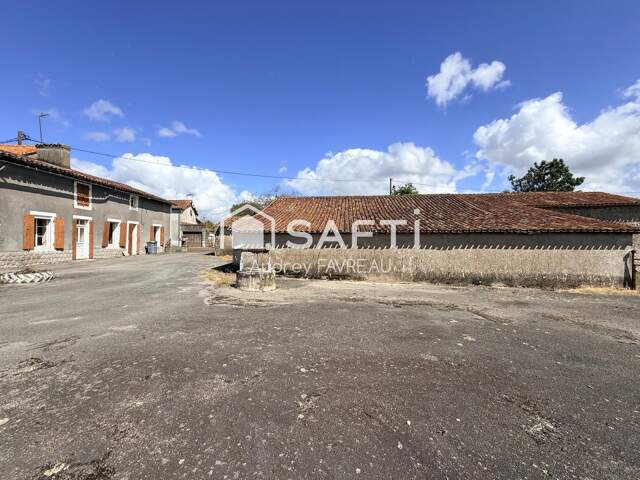 Ancien corps de ferme à rénover - 8 053 m² de terrain - UB & 1AUh - Fort potentiel — photo du bien