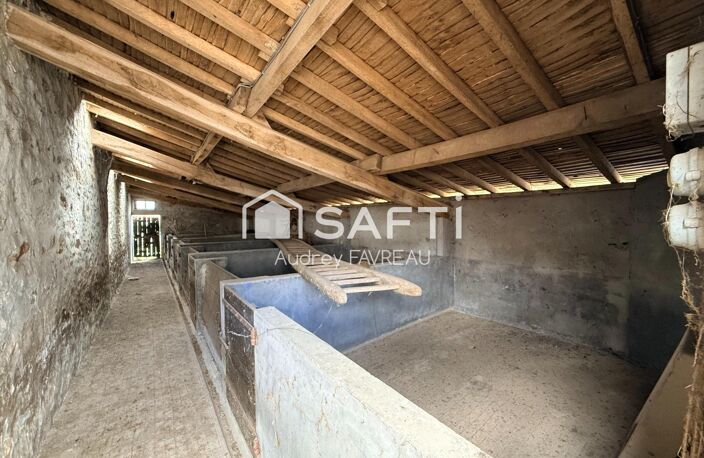 Ancien corps de ferme à rénover - 8 053 m² de terrain - UB & 1AUh - Fort potentiel — photo 3