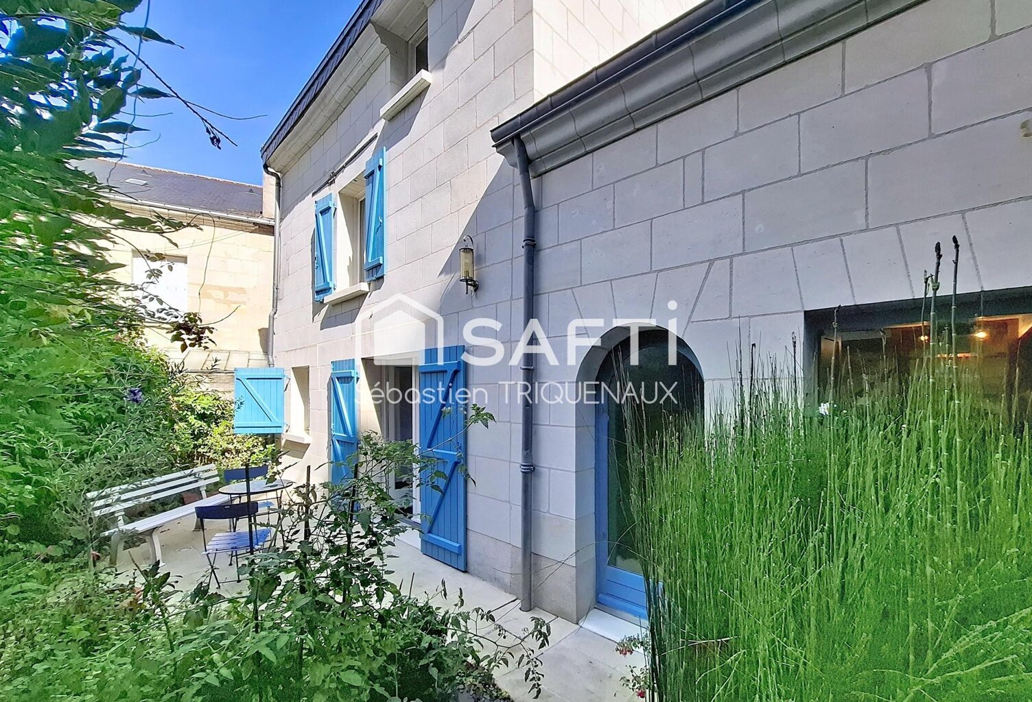TRES JOLIE MAISON BORDS DE LOIRE, CUNAULT — photo 1