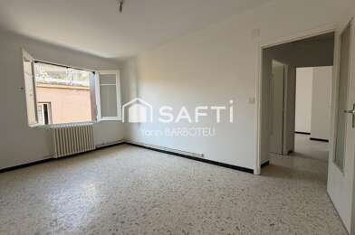 Commerce 3 pièces 722 €