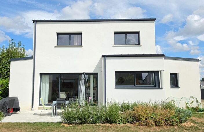 Magnifique contemporaine située toute proche du centre de Locminé — photo 2