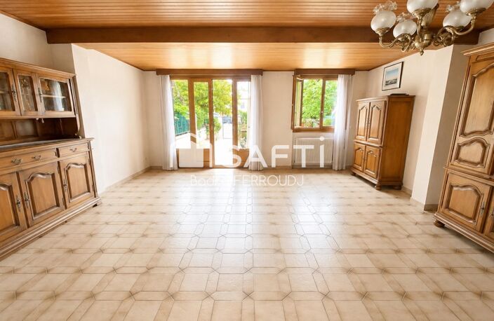 Maison lumineuse et spacieuse. — photo 2