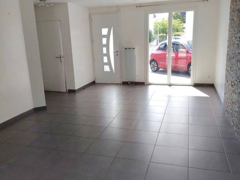Belle Maison T5 — photo 1
