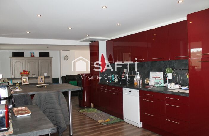 Maison entièrement rénovée de 153m2 avec garage double. — photo 4