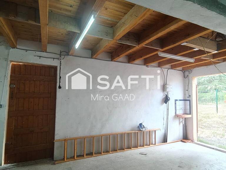 Dépendance avec 660 m2 de terrain au coeur du village NEGOCIABLE — photo 1