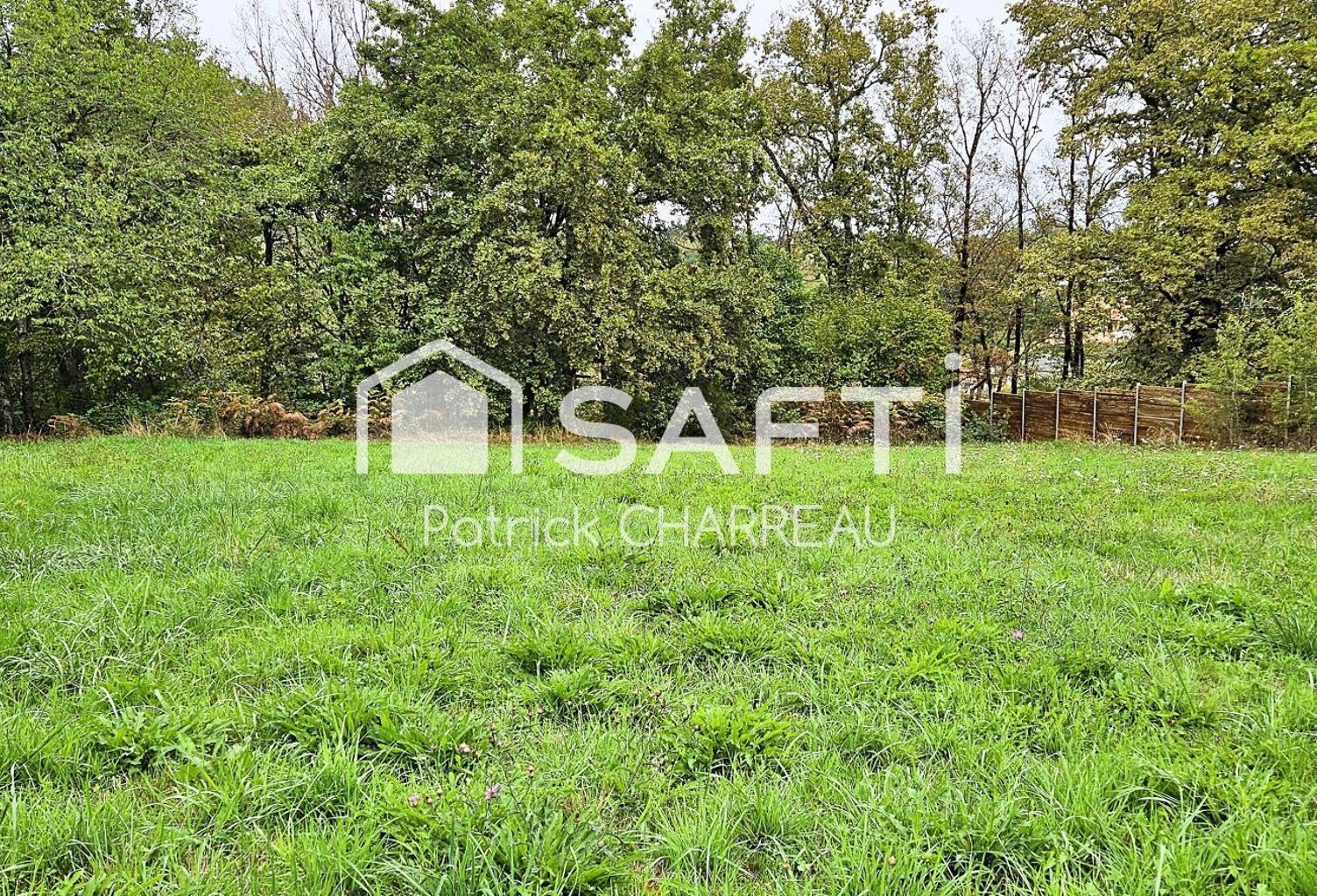 Terrain constructible 1290 m² - CU valide - Brive — photo 1
