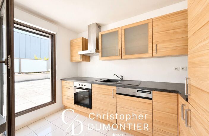 GARE JOUVENET T3 - TERRASSE DE 70 M² — photo 4