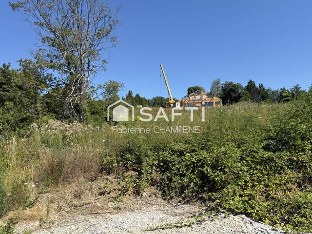 TERRAIN CONSTRUCTIBLE VIABILISE — photo du bien