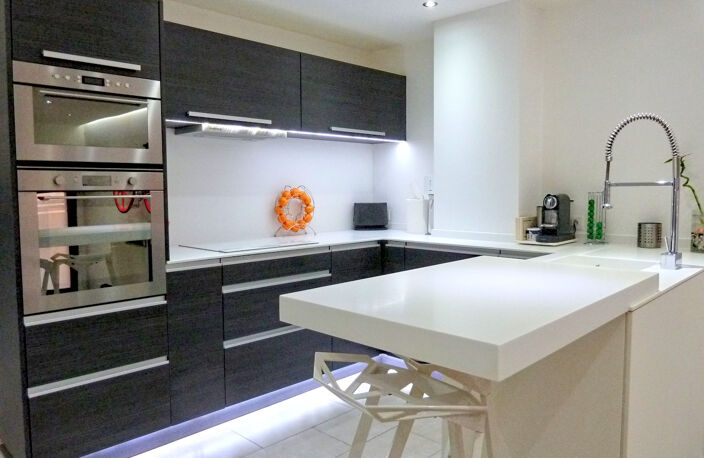 M2325 - TOULON - Le Mourillon - Appartement / Loft T5 — photo 4