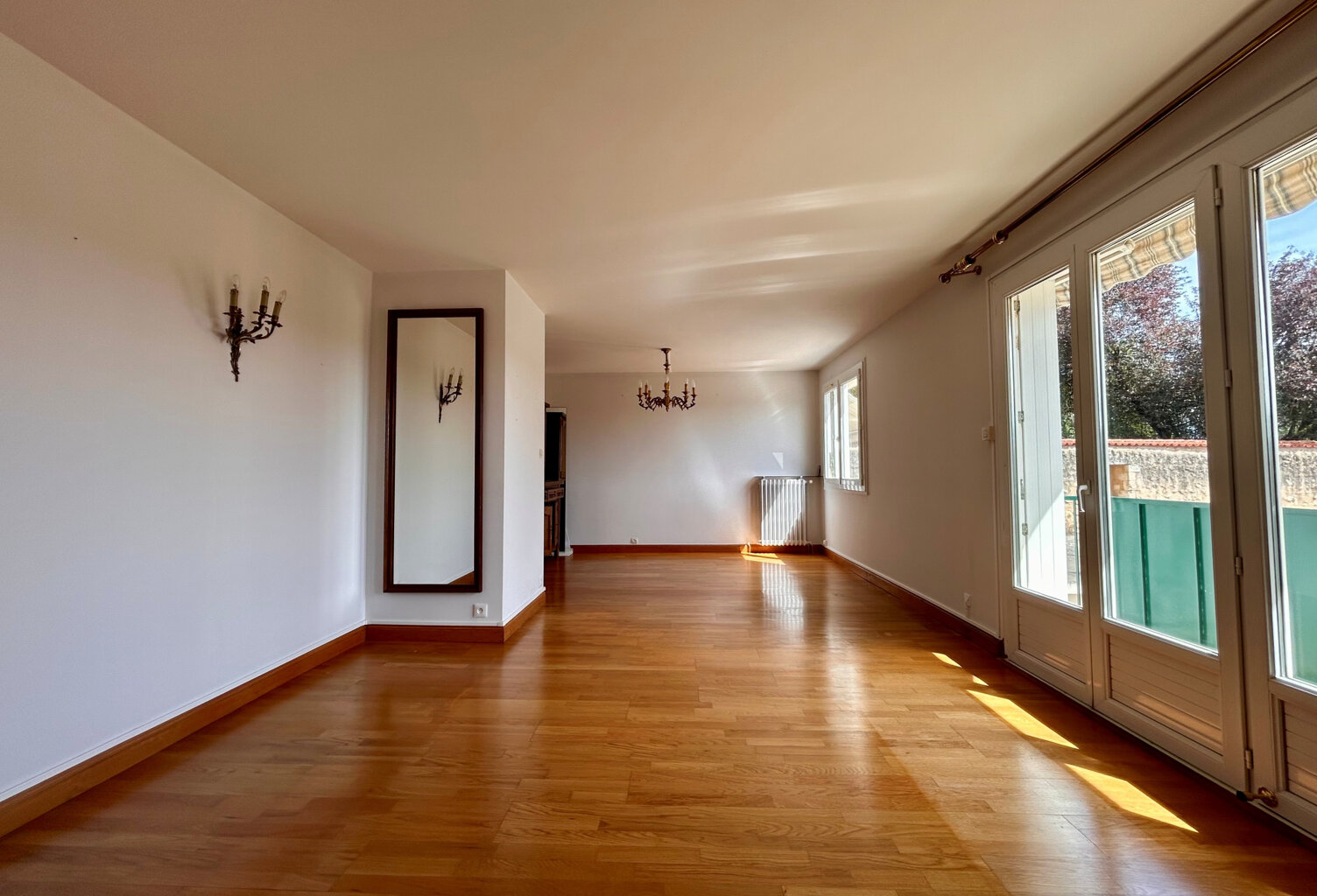 APPARTEMENT TYPE 4 - POITIERS CENTRE VILLE — photo 1