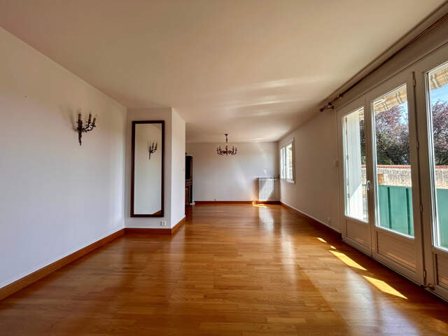APPARTEMENT TYPE 4 - POITIERS CENTRE VILLE — photo du bien