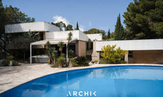 Maison 8 Pièces 327 m² à vendre à Martigues (13500)