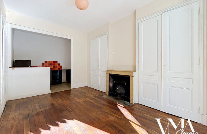 APPARTEMENT T2 DE 42,60 m2 - RUE RAULIN — photo 2