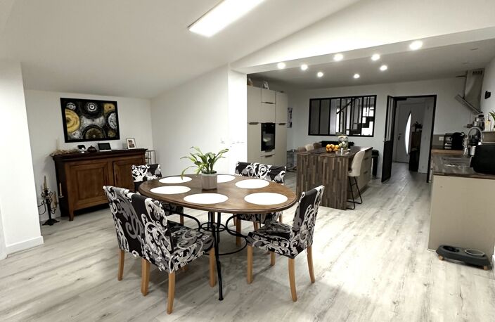 Vente Maison de ville 5 pièces — photo 2