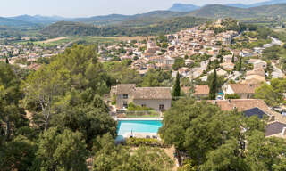 Maison 7 Pièces 221 m² à vendre à Pierrefeu-du-Var (83390)