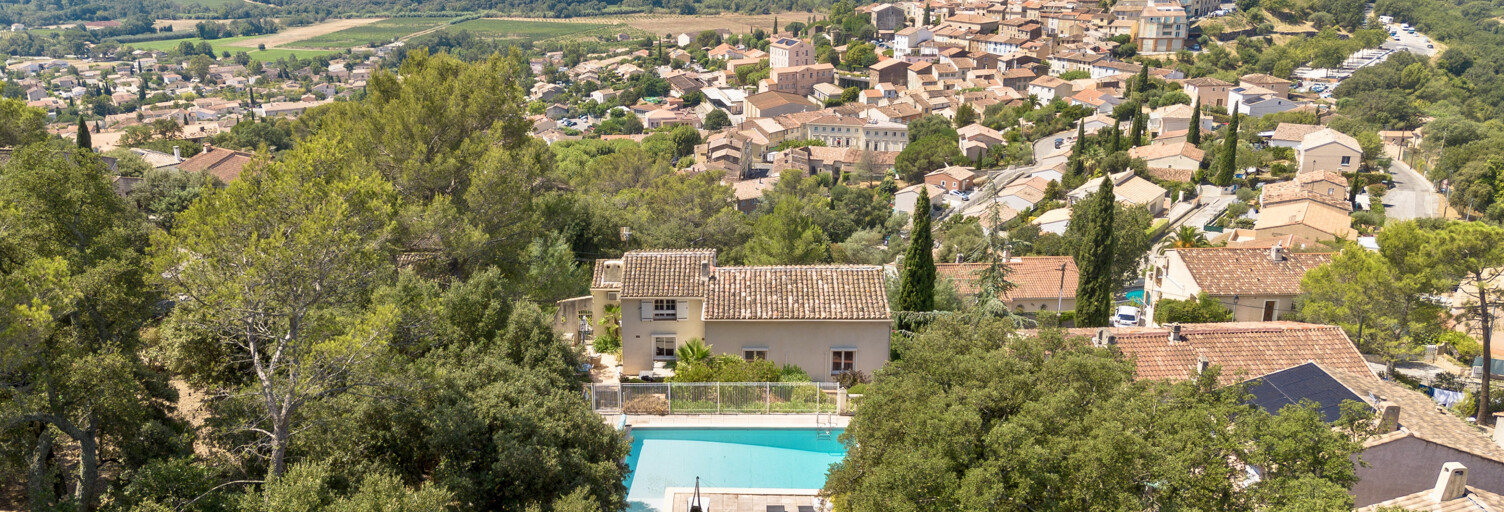 Maison 7 Pièces 221 m² à vendre à Pierrefeu-du-Var (83390)