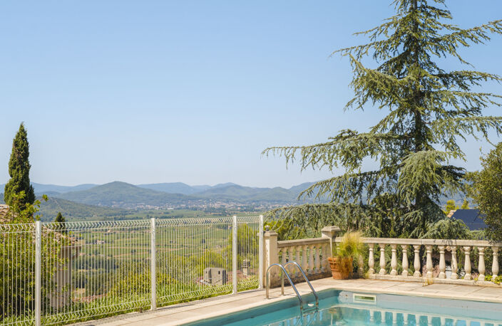 VILLA T5 221 m2 HAB  - PISCINE - 1658 m2 DE TERRAIN - UNE VUE A COUPER LE SOUFFLE — photo 2