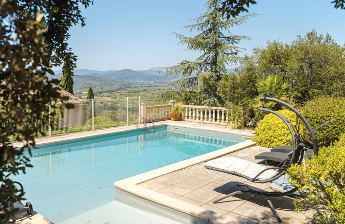 VILLA T5 221 m2 HAB  - PISCINE - 1658 m2 DE TERRAIN - UNE VUE A COUPER LE SOUFFLE — photo 4