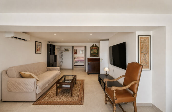 VILLA T5 221 m2 HAB  - PISCINE - 1658 m2 DE TERRAIN - UNE VUE A COUPER LE SOUFFLE — photo 5