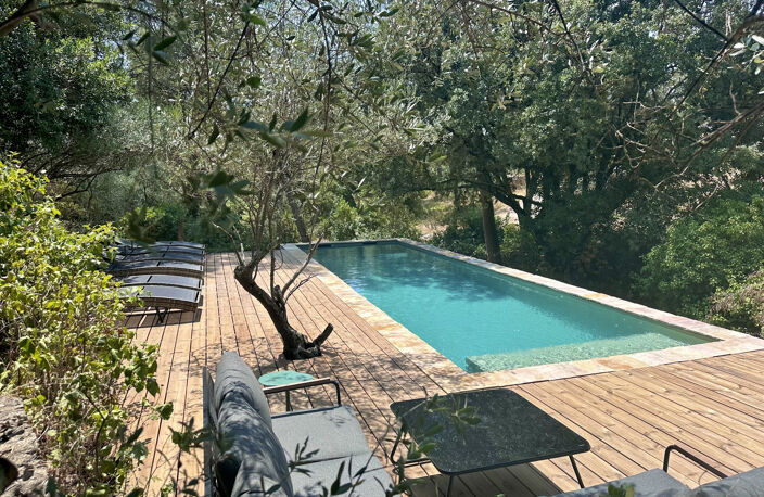 PROPRIÉTÉ D’EXCEPTION   NÎMES / À 15 MINUTES D’UZÈS — photo 2