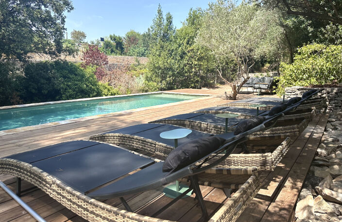 PROPRIÉTÉ D’EXCEPTION   NÎMES / À 15 MINUTES D’UZÈS — photo 3