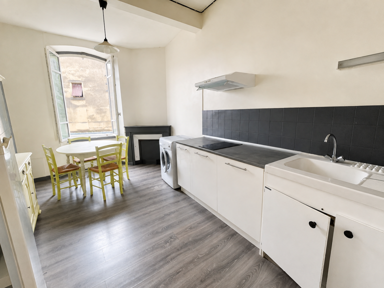 Deux pièces meublé - quartier calme — photo 1