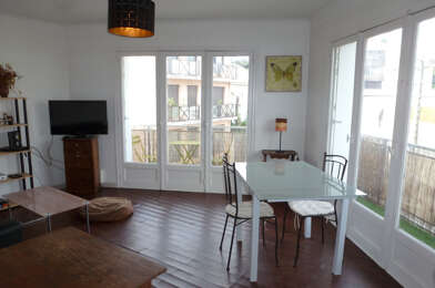 Appartement 3 pièces 906 €
