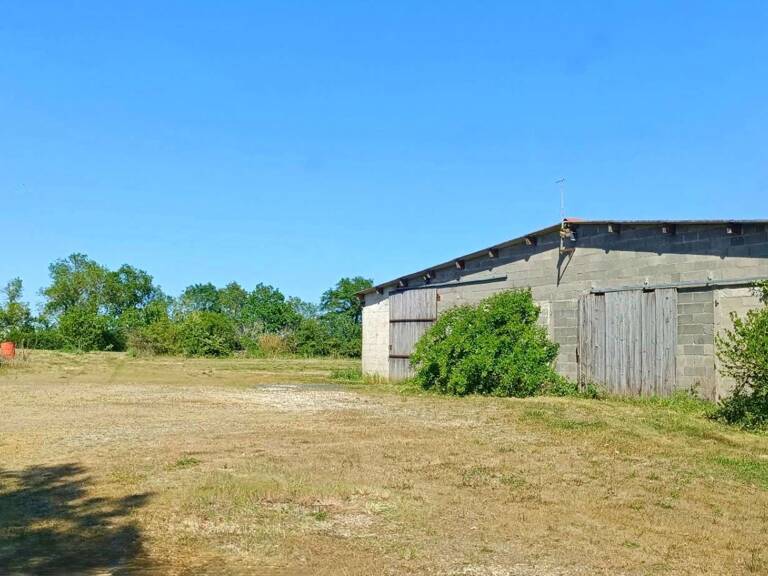 Vente Grange 1 pièce — photo 1