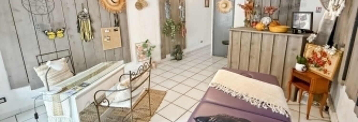 Commerce  59 m² à vendre à Saint-Maximin-la-Sainte-Baume (83470)