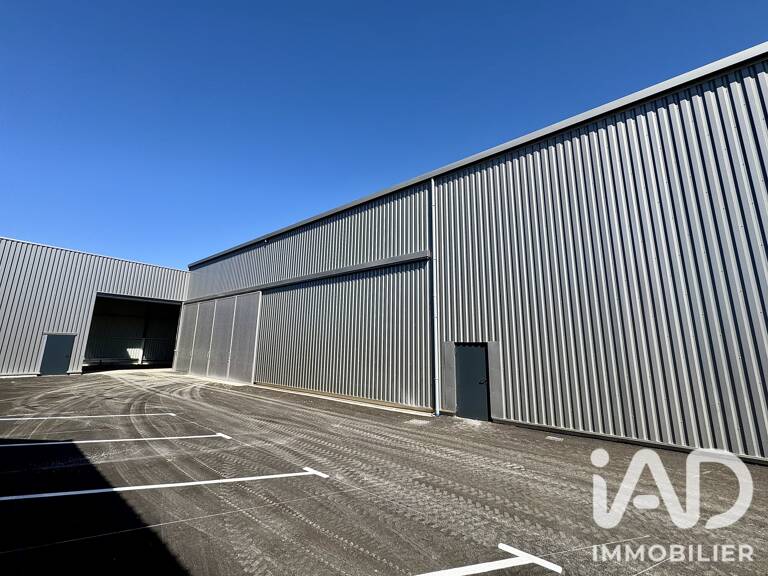 Vente Boutique/Local commercial 500 m&sup2; — photo 1