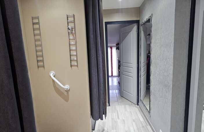 Vente Immeuble 100 m&sup2; — photo 3